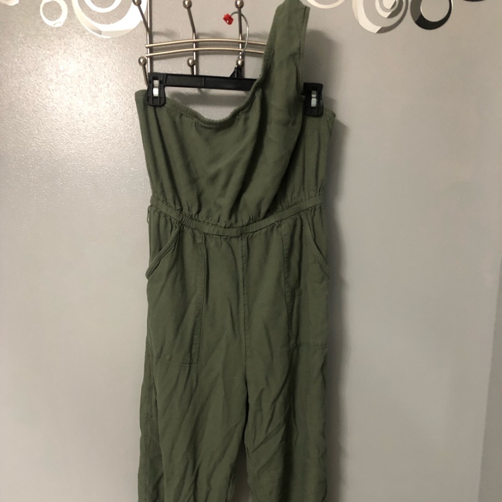 American Eagle one shoulder Jumpsuit
